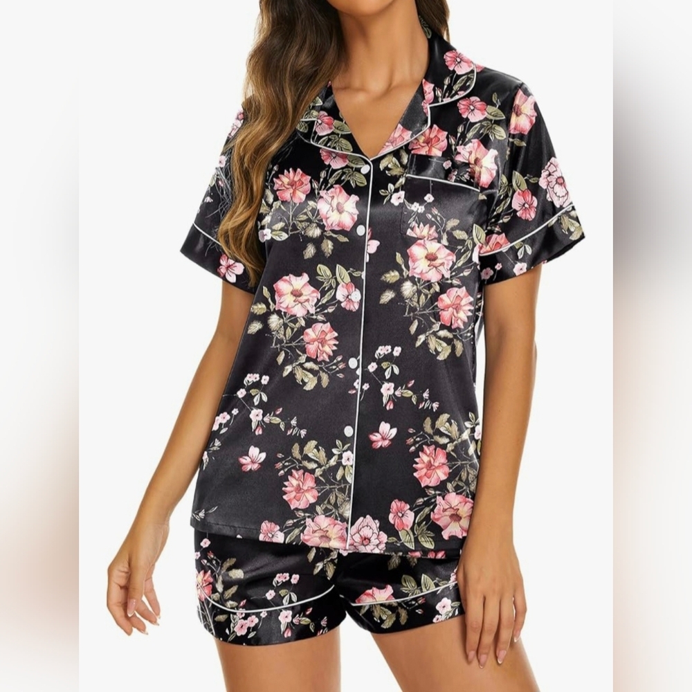 Ekouaer Floral Satin PJ Set Medium NWOT
